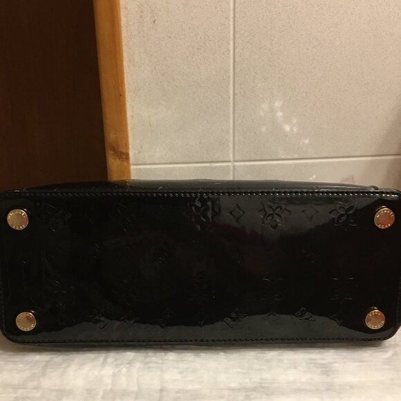 NWT!!! Michael Kors Ciara Black Metallic Large Shoulder Tote w/ wristlet - Picture 5 of 16